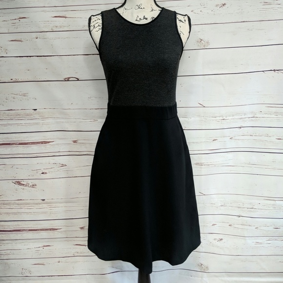 LOFT Dresses & Skirts - Ann Taylor Loft Sleeveless Dress